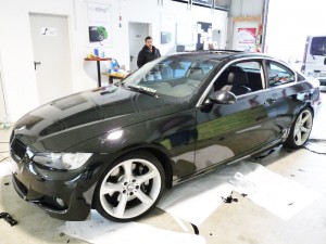 BMW folieren schwarz